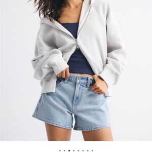 Abercrombie mid rise A line short curve love